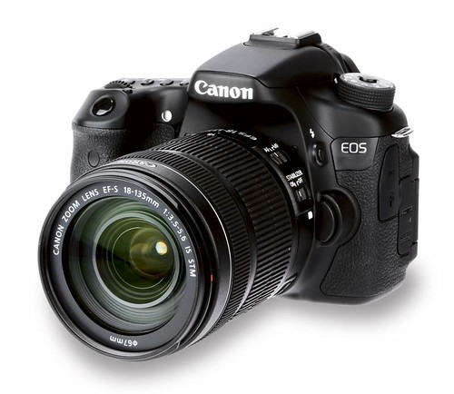 Canon_EOS_70D_front
