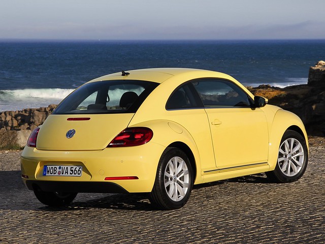 Купе Volkswagen Beetle. 2011 год