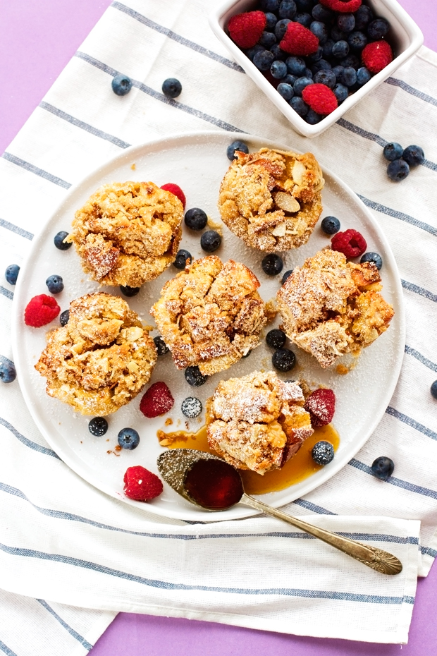 French Toast Cups with Coconut Almond Streusel - Personalized so they're fun to make and even more fun to eat! #frenchtoast #frenchtoastcups #frenchtoastbites | Littlespicejar.com