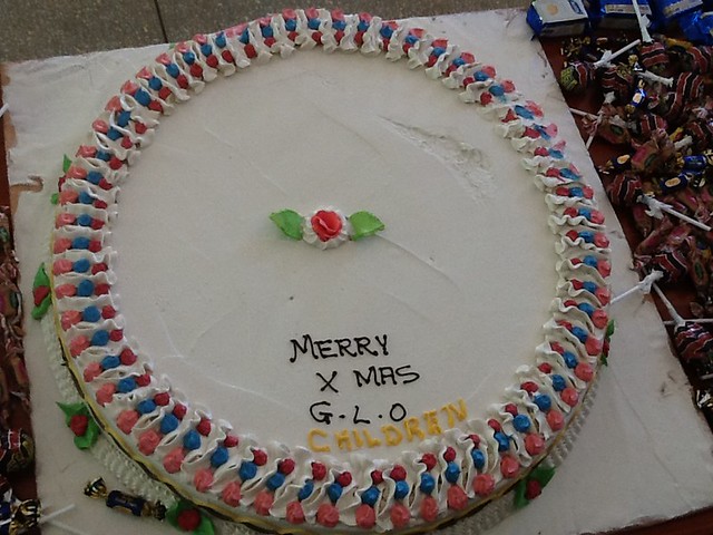 GLO Christmas Cake