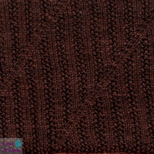 Twisted-Cowl-free-knit-pattern-by-Jessie-At-Home-1
