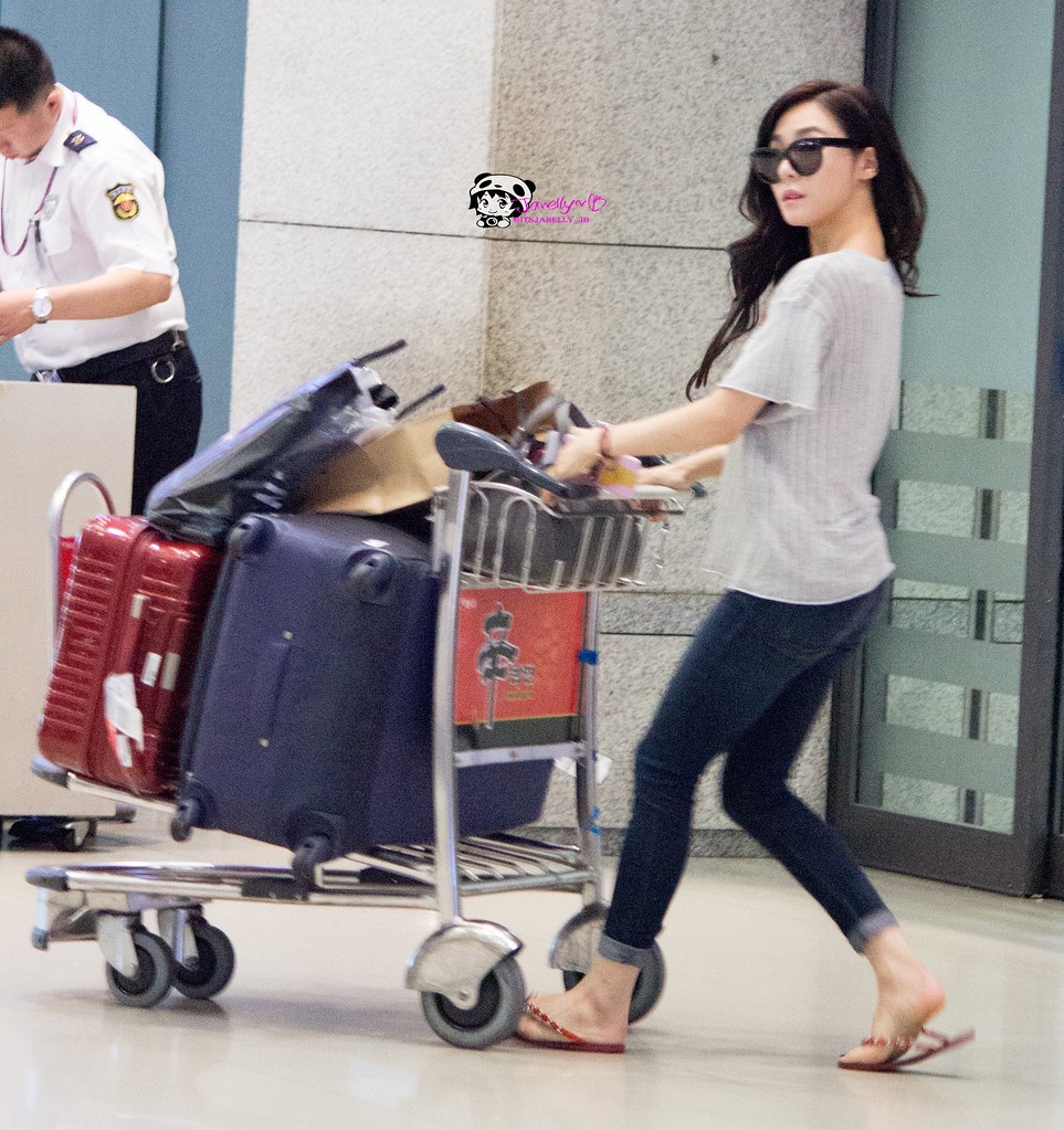[PIC][18-08-2015]Tiffany trở về Hàn Quốc vào chiều nay 20509944140_93e09c2cb3_b