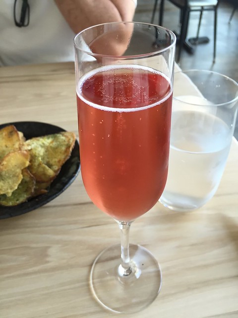 Sparkling rose - Commonwealth