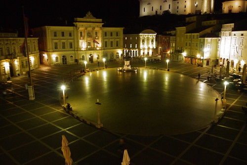 Tartini Square at Night