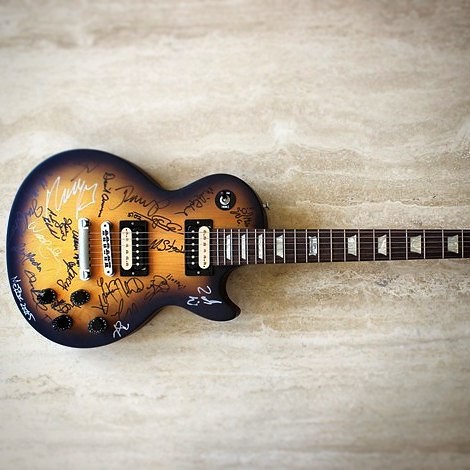 Own a piece of Farm Aid history by bidding on this Gibson Les Paul guitar signed by Farm Aid 30 artists including @willienelsonofficial, @neilyoung, @johnmellencampofficial, @jackjohnson, @imaginedragons, @spaceykacey and lots more! See it and another aut