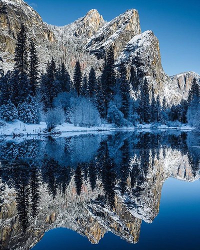 Yosemite National Park By @andy_best by #Nature4Picture Download more at : http://bit.ly/1JbcvNG