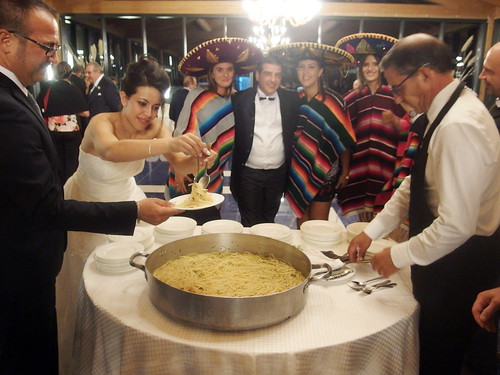marriage mariage matrimonio sposi spaghettata orsara orsaradipuglia messicani villajamele