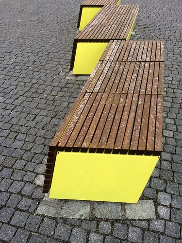 abstract yellow bench design gul vestre iphone sogn benker erlingsi iphoneshot utenøbler vestrecom