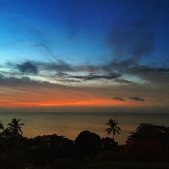 Late in the evening... #lateintheevening #caribbeansea #sunset #summer #tobago #love #sky #local #location #stonehaven #beauty #nature #iphoneography #garyjordanphotography #garyjordan #photographer #godsgrace #thankful