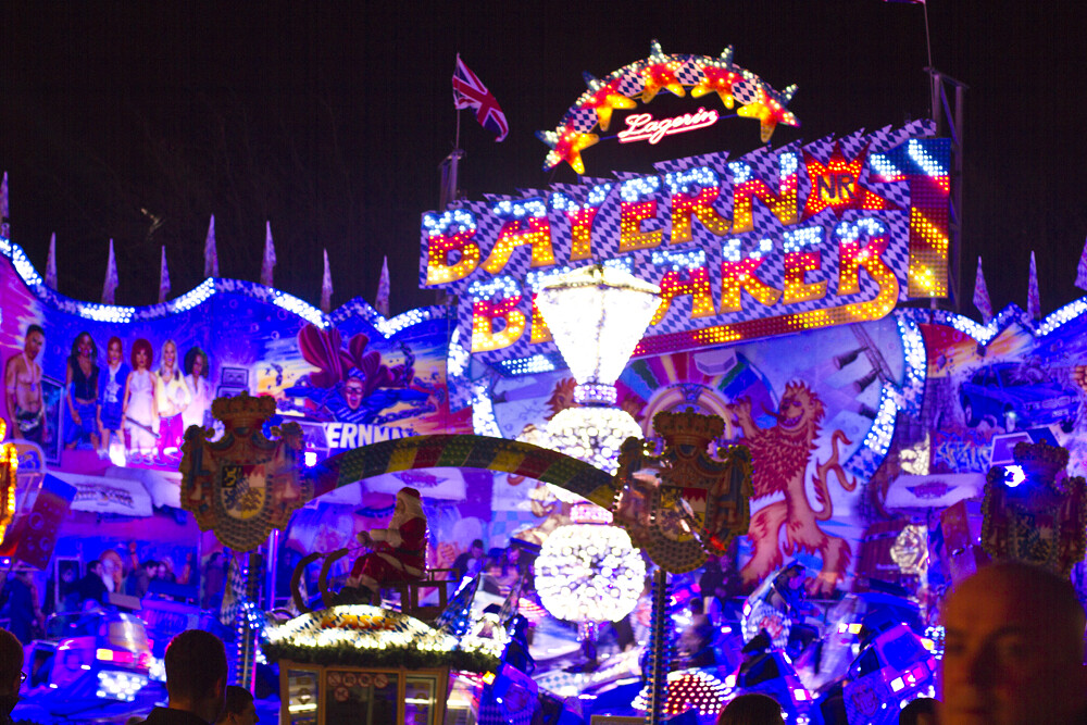 winter wonderland hyde park london 2015 christmas festive tourist christmasland theme park