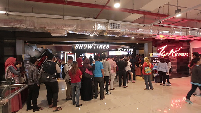 Movie lovers redeemed free  screening tickets at TGV Cinemas D'Pulze Cyberjaya