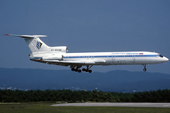 Tyumenskie Avialinii TU-154B-2 RA-85498 GRO 28/06/1998
