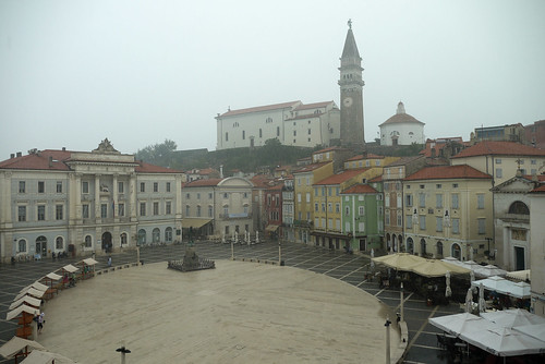 Tartini Square in the Rain