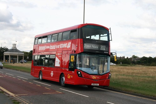 Metrobus WHV46 on Route 202, Maze Hill