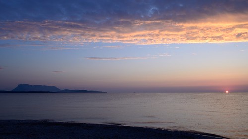 sea beach sunrise dawn sardinia tavolara ambra cala olbia
