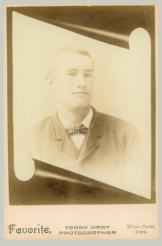 Cabinet Card portrait of a man