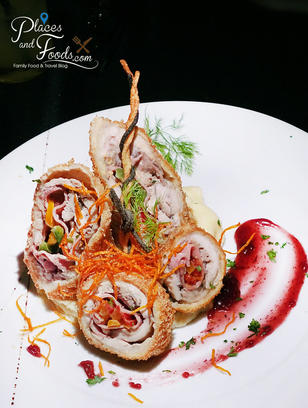 signature the roof christmas chicken roulade