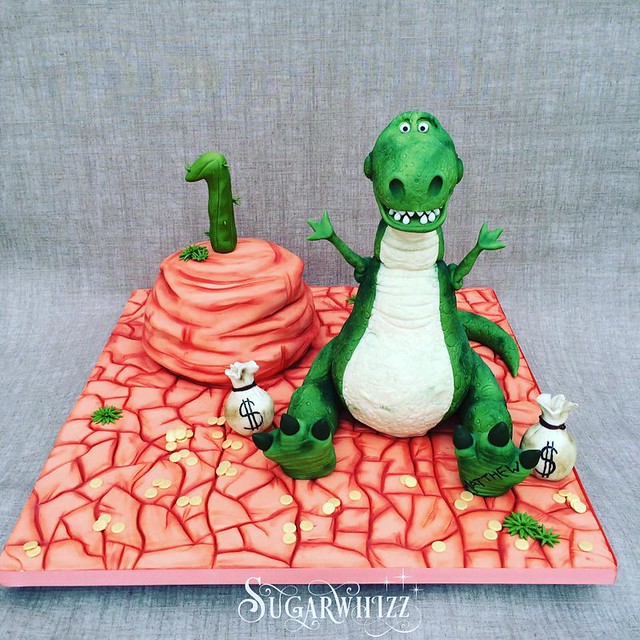 Cake by Sugarwhizz