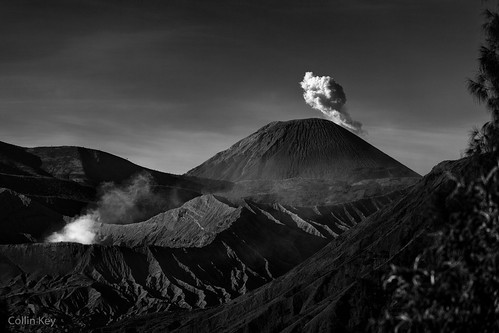 bw cloud mountains indonesia landscape volcano java peaks idn mountbromo seaofsand mountsemeru tenggercaldera