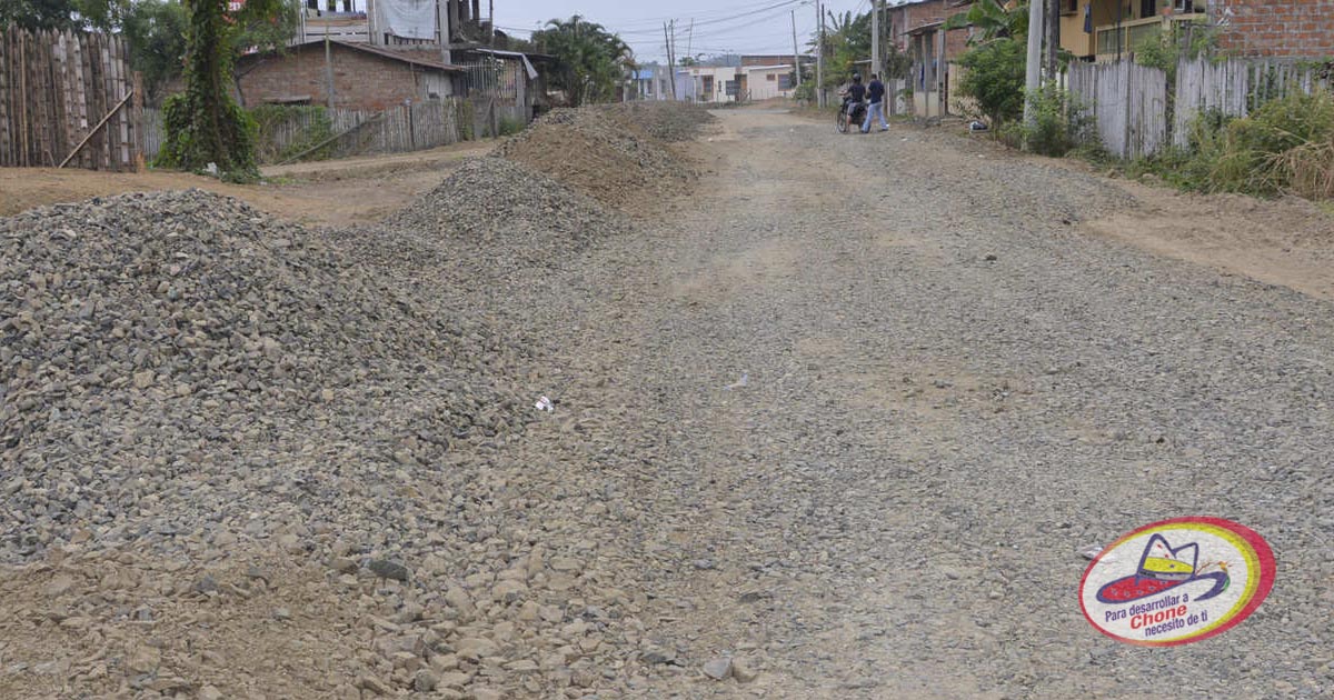 Mejoran calles en la ciudadela Vargas Pazzos