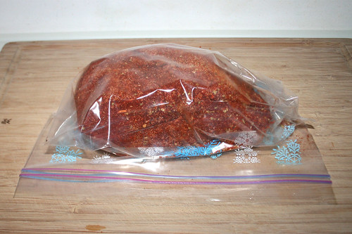 21 - Fleisch in Gefrierbeutel packen / Put pork in freezer bag