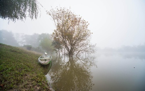 fog boats boat foggy rivers foggymorning riverkupa nikond600 sigma12244556