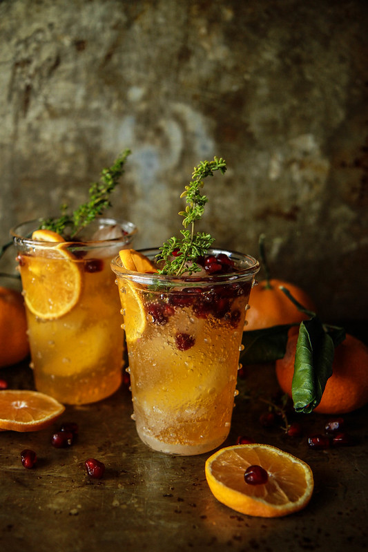 Sparkling Clementine Thyme Cocktails