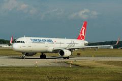 TC-JSJ AIRBUS HAMBURG A321-231 A321/SL c/n 5633 → TURKISH AIRLINES / THY // BJ 2013 // >  Keçiören