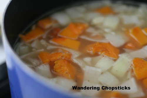 Thai-Style Pumpkin Carrot Coconut Curry Soup 4