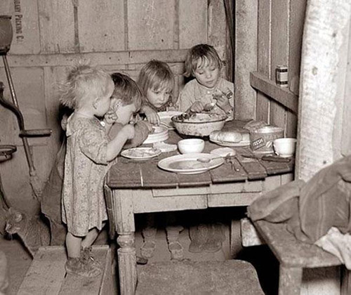 Christmas-dinner-during-Great-Depression-turnips-and-cabbage