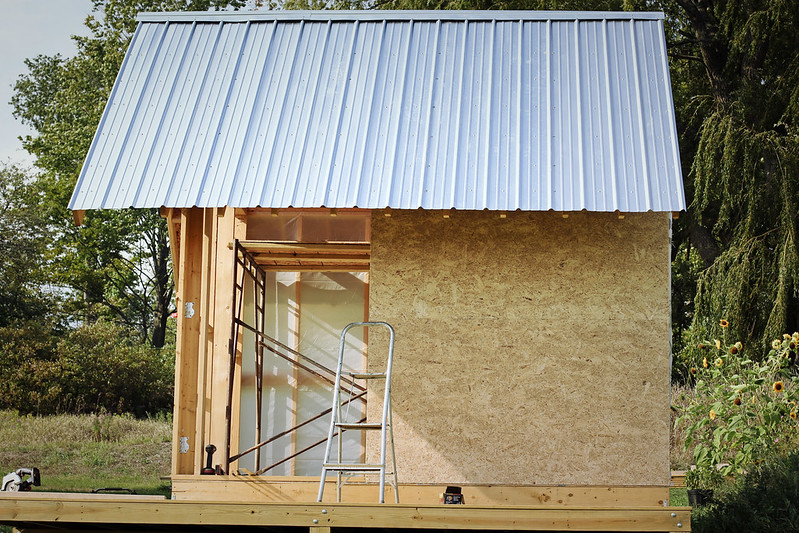 tiny-house-frame-roof