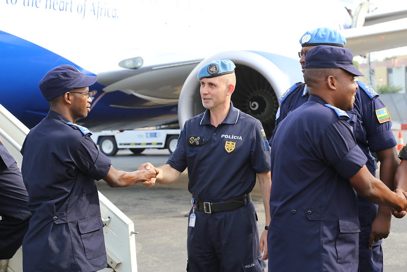 Intervention militaire en Centrafrique - Opération Sangaris - Page 19 22036147515_ee1be3c464_c