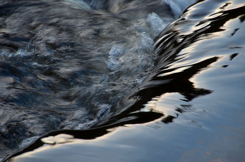 reflection water river eau gimp rivière rapids reflet québec rapides d5100