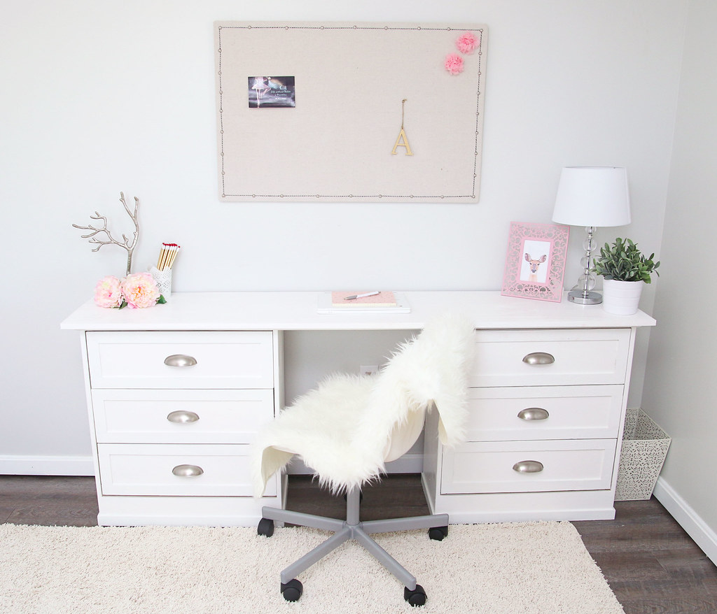 Tween Bedroom Desk/Dresser