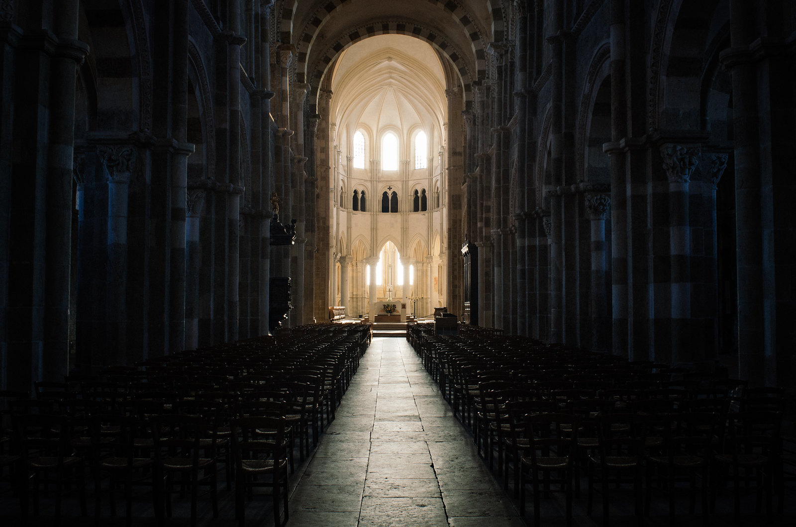 Vézelay, mystique et ésotérique - Le chemin de lumière