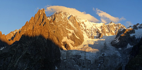 italy mountains alps colors montagne sunrise dawn climb alpen alpi montblanc montebianco valledaosta aostavalley