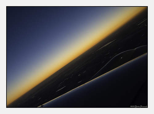 travel netherlands amsterdam sunrise airport horizon wing jet gradient tones schiphol