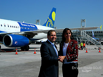 Sky Airline Banco de Chile 1 (F.Muñoz)