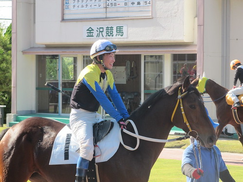金沢競馬場の青柳正義騎手。クロ。