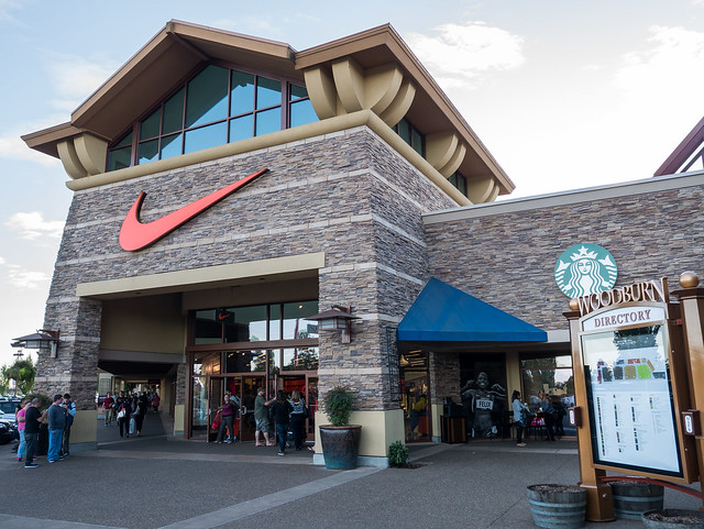 Woodburn Premium Outlets
