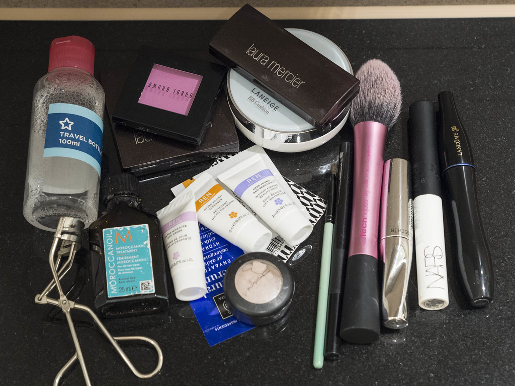 packing_makeup