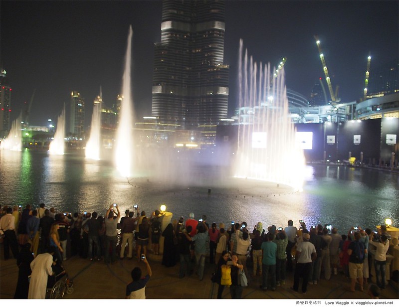 Dubai fountain,哈里發塔,杜拜,杜拜 噴泉,杜拜噴水池,杜拜噴泉,杜拜水舞,杜拜水舞時間,杜拜水舞間,杜拜購物中心,杜拜音樂噴泉,水族館,購物中心 @薇樂莉 - 旅行.生活.攝影