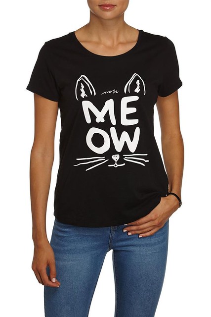 gift ideas for crazy cat ladies: cat tshirt