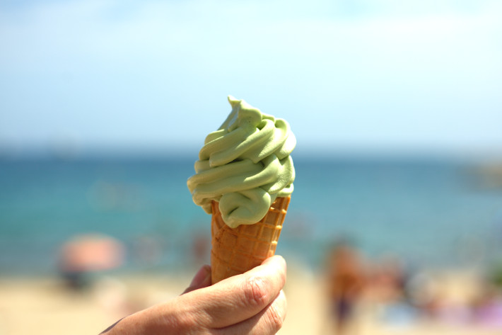 Soft serve pistachio ice cream