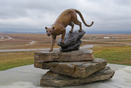 sculpture highway border center formation interstate wyoming welcome puma cougar 90 i90 mountainlion crookcounty geologic