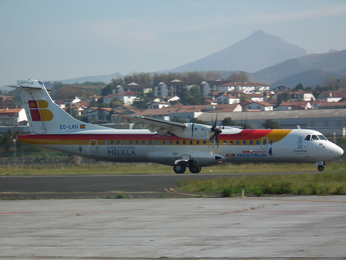 EC-LRU ATR72 San Sebastian 16-11-15