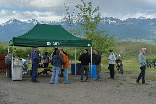 mountain coffee oregon kissing eating grill enterprise picnictable rvpark loghouservpark