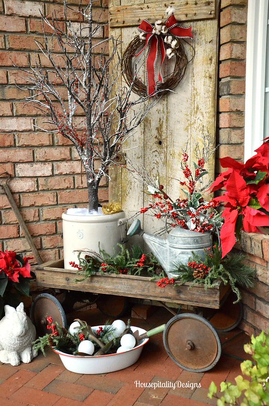 Christmas 2015 Front Porch/Vintage wagon - Housepitality Designs