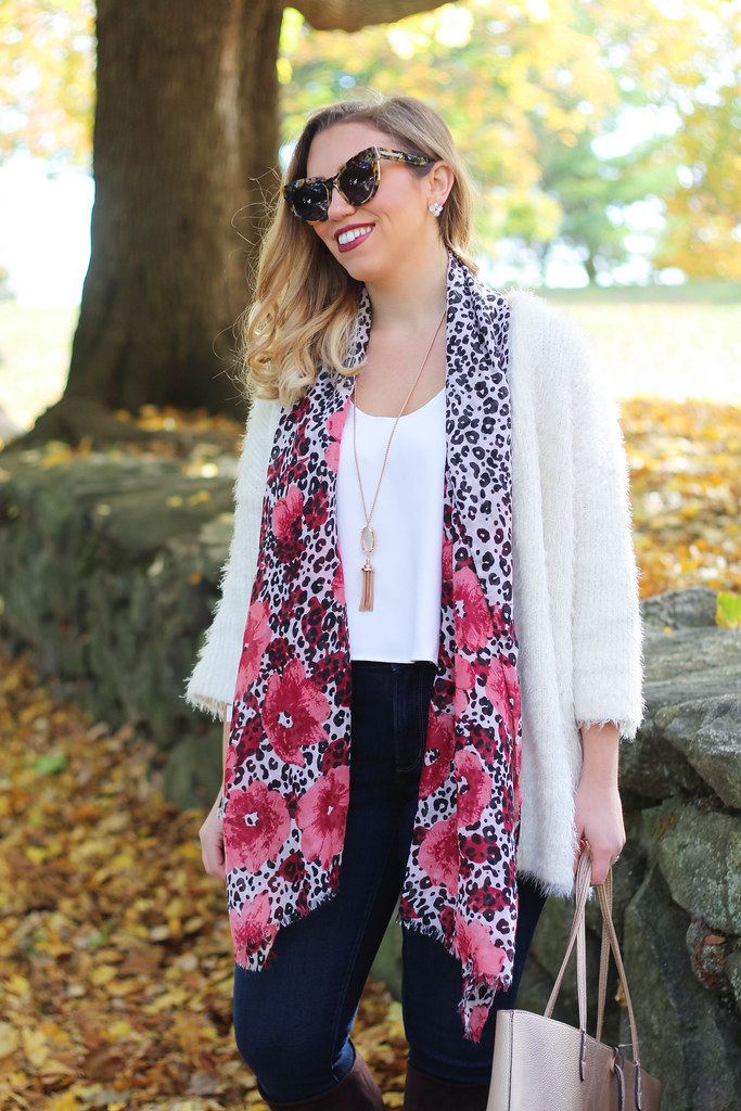 Fuzzy White Sweater | Skinny Jeans | Brown Boots | Casual Fall Outfit | Playing in Leaves