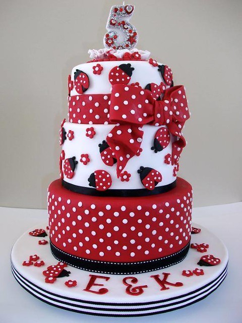 Cake by Loreta Cakes